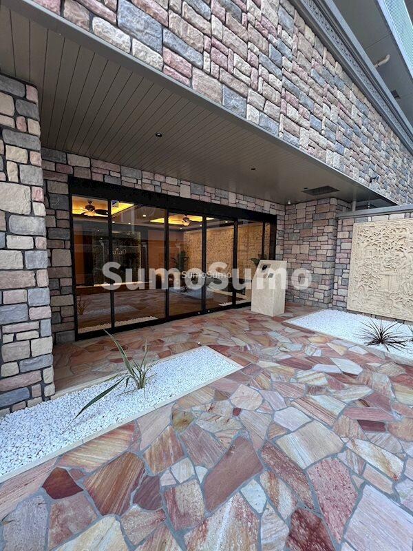 プレジオ難波の物件外観写真