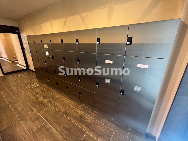 プレジオ難波の物件外観写真