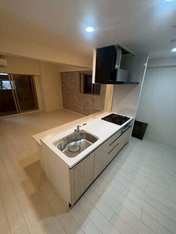 スプランディッド上本町WESTの物件内観写真