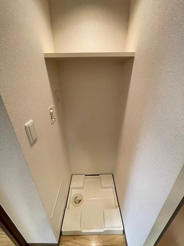 日本橋駅 徒歩5分 4階の物件内観写真