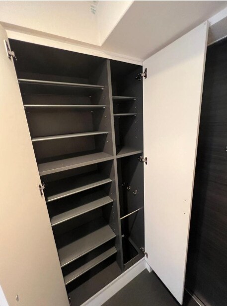 日本橋駅 徒歩5分 12階の物件内観写真