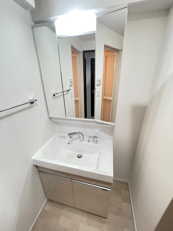 薬院大通駅 徒歩5分 2階の物件内観写真