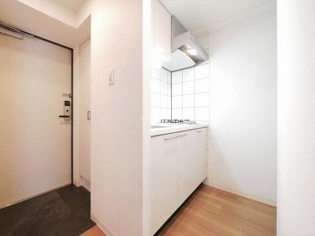 阿波座駅 徒歩3分 2階の物件内観写真