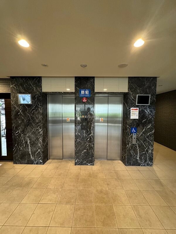 阿波座駅 徒歩3分 2階の物件外観写真