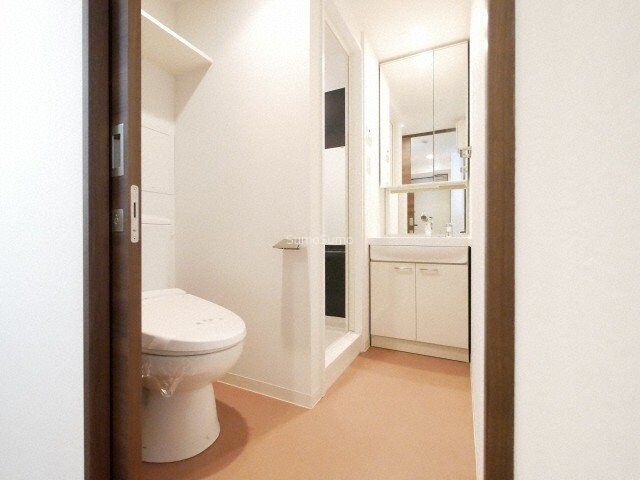 阿波座駅 徒歩3分 2階の物件内観写真