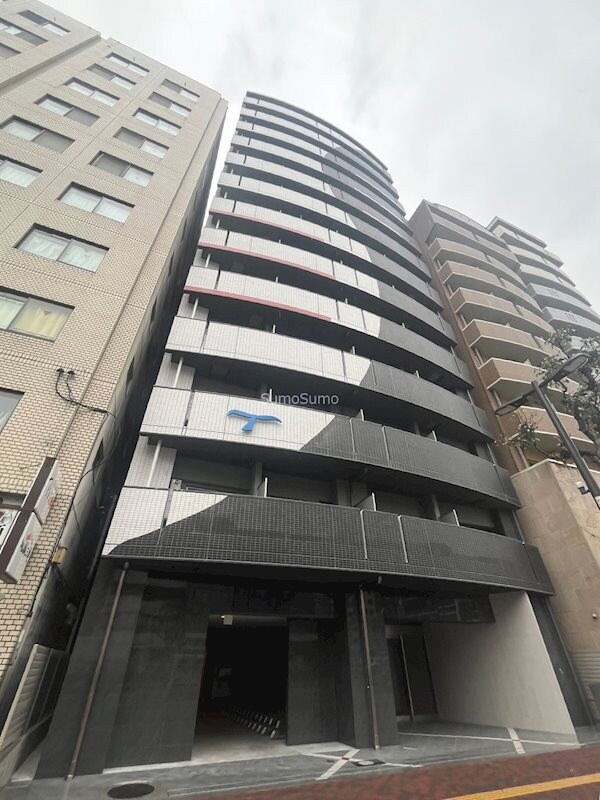 大国町駅 徒歩1分 3階の物件外観写真