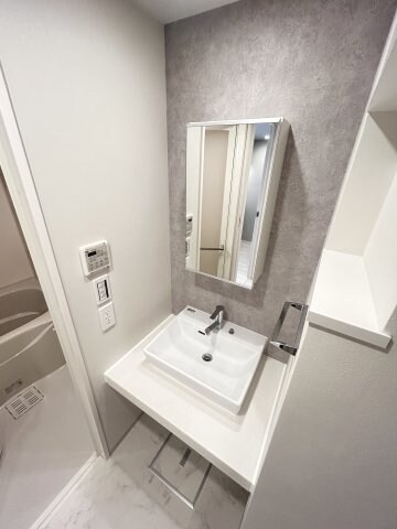 コンフォリア・リヴ北浜淡路町の物件内観写真