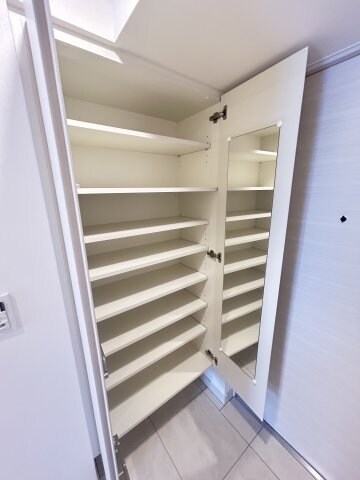 コンフォリア・リヴ北浜淡路町の物件内観写真