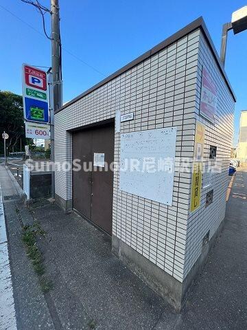 猪名寺駅 徒歩9分 1階の物件外観写真