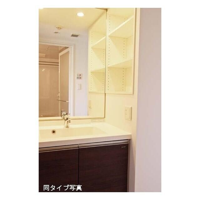 コンフォリア駒場の物件内観写真