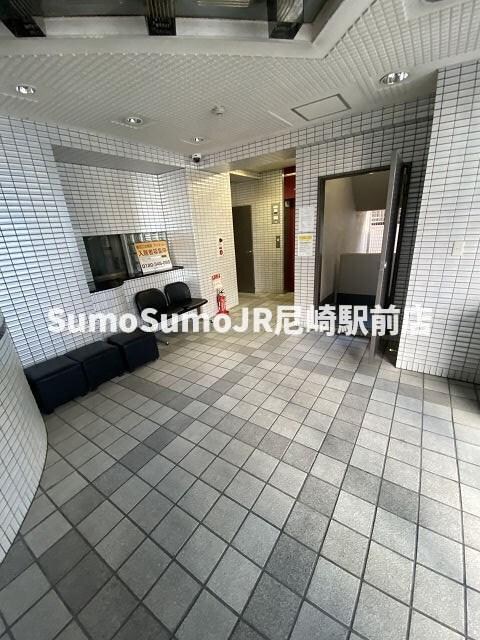 ジョイフル出屋敷の物件外観写真