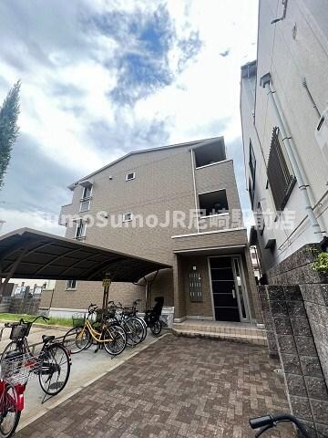 尼崎駅 徒歩10分 1階の物件外観写真