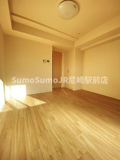 尼崎駅 徒歩2分 6階の物件内観写真