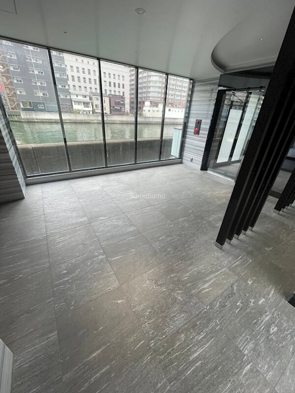 阿波座駅 徒歩5分 2階の物件外観写真