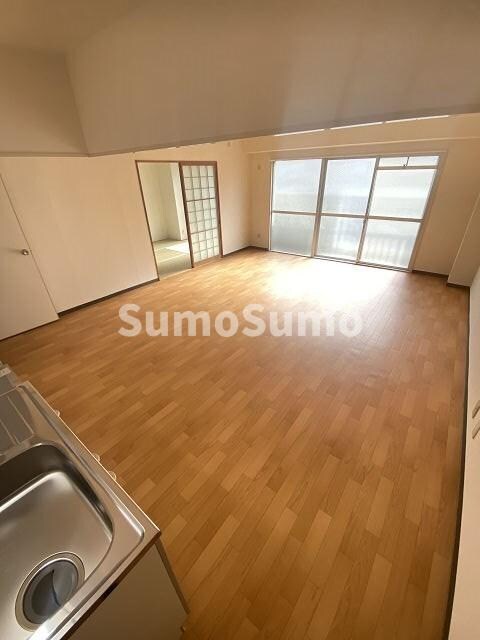 飛鳥グランドパレスの物件内観写真