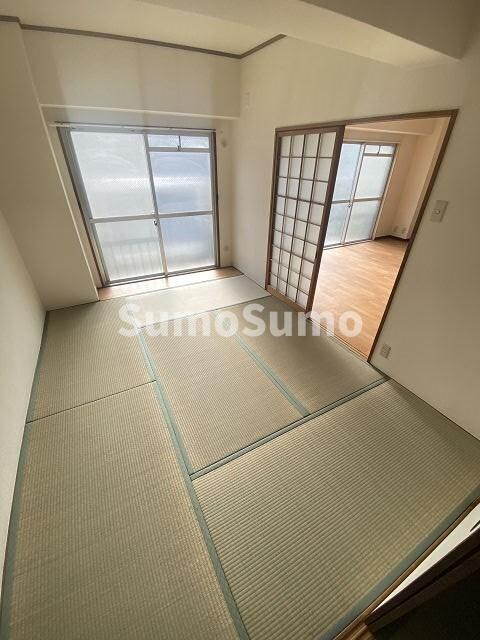 飛鳥グランドパレスの物件内観写真