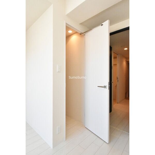 ＪＲ難波駅 徒歩5分 14階の物件内観写真