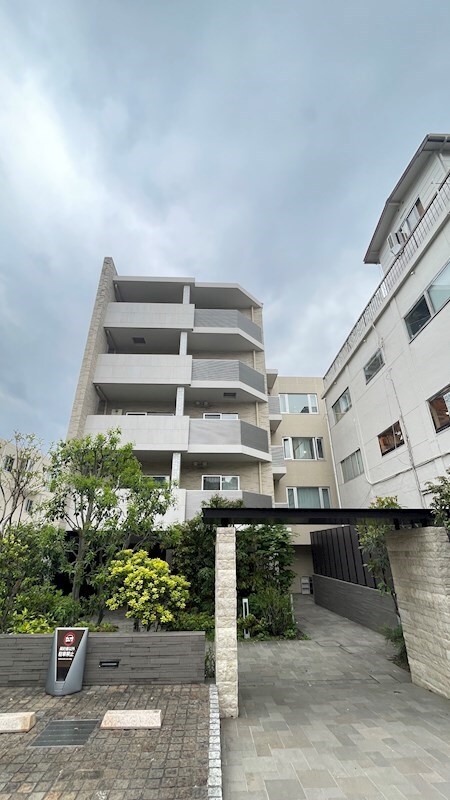 パークアクシス表参道レジデンスの物件外観写真