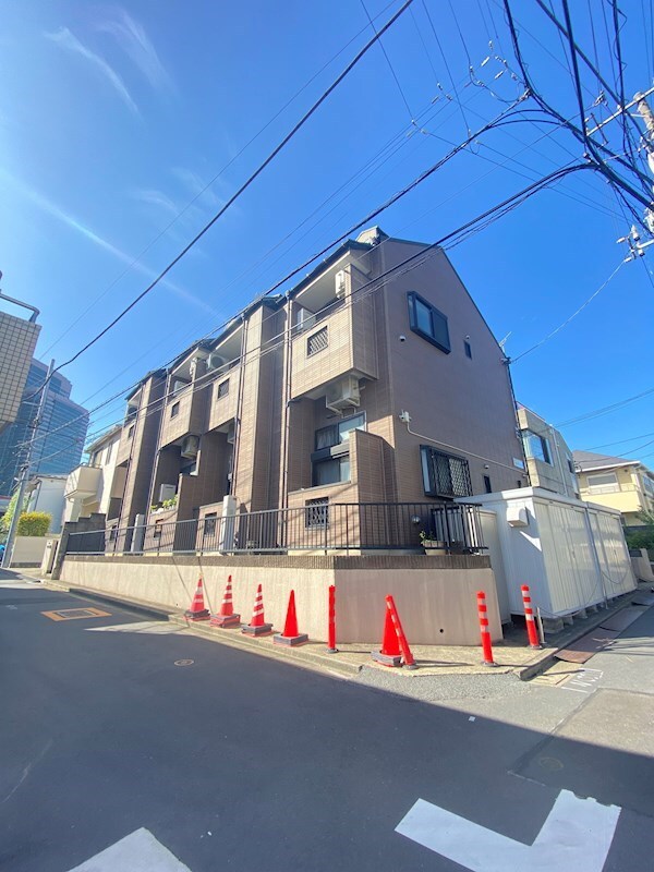 グリーンフォレストの物件外観写真