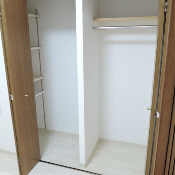 プレジオ中之島の物件内観写真