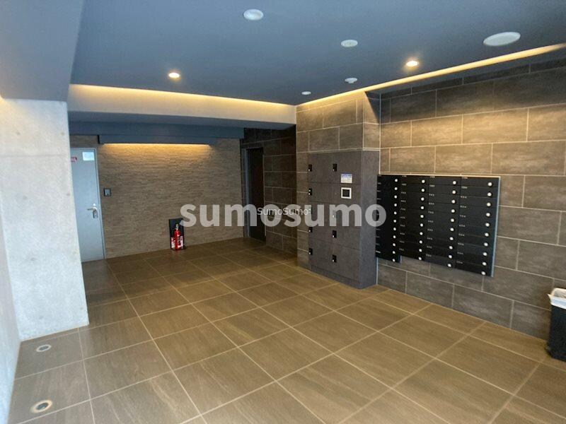 阿波座駅 徒歩7分 5階の物件外観写真