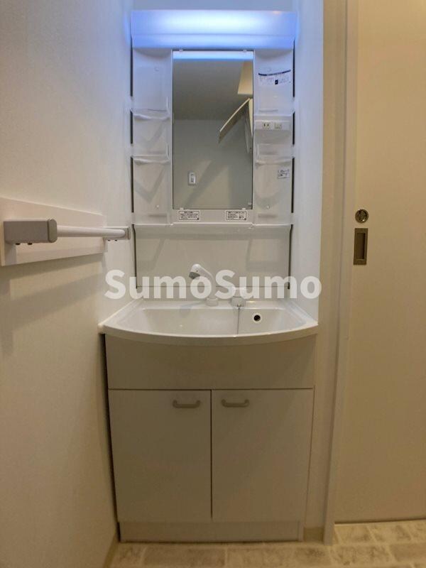 阿波座駅 徒歩1分 7階の物件内観写真