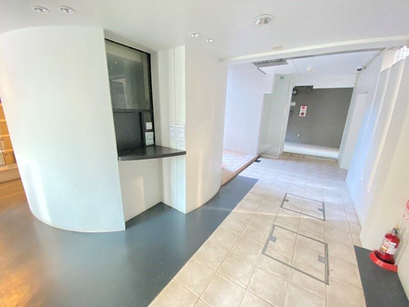 コスモリード駒沢大学の物件外観写真