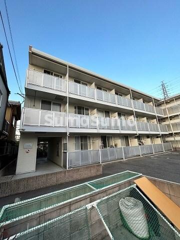 レオパレスデイジーヴィラの物件外観写真