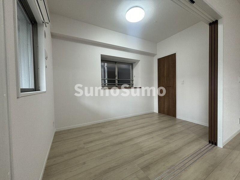 ラシュール・イン大橋Ⅱの物件内観写真