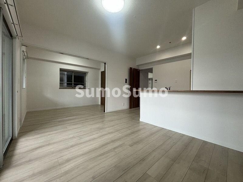 ラシュール・イン大橋Ⅱの物件内観写真