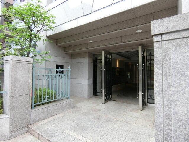 ラサンテ広尾の物件外観写真