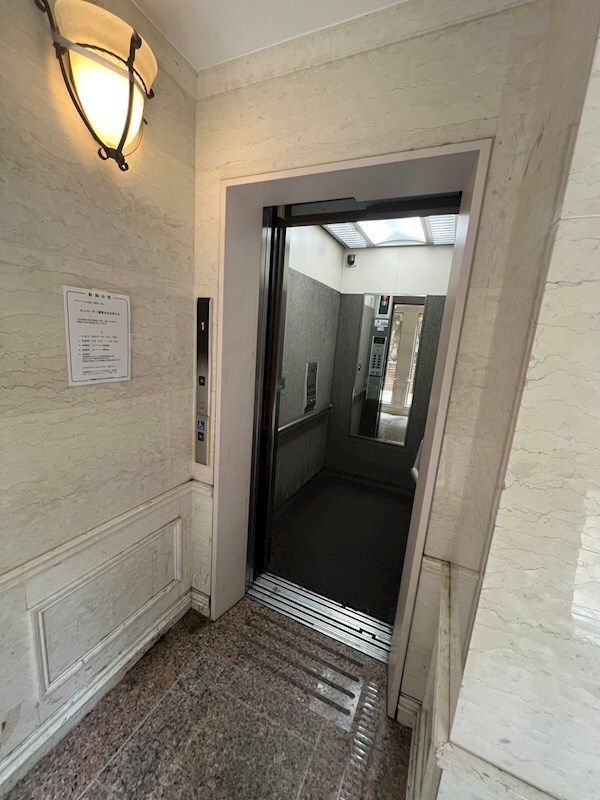 ラサンテ広尾の物件内観写真