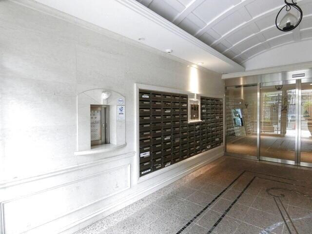 ラサンテ広尾の物件外観写真