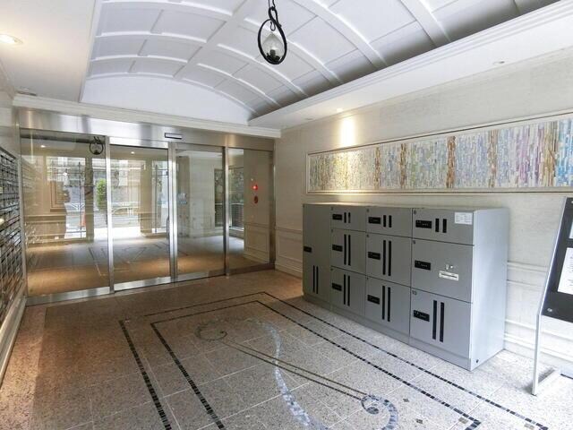 ラサンテ広尾の物件外観写真