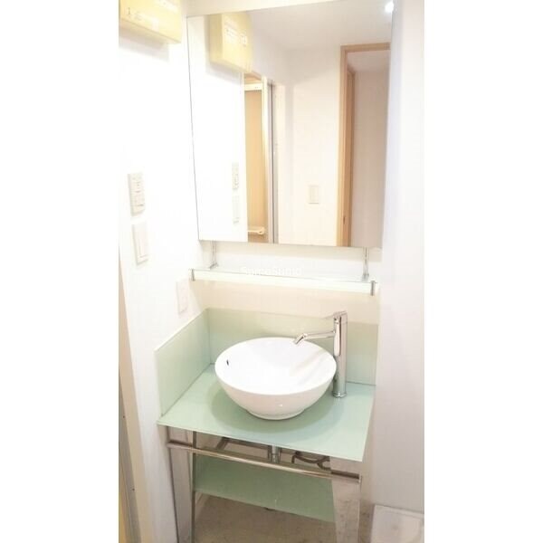 なんば駅 徒歩5分 7階の物件内観写真