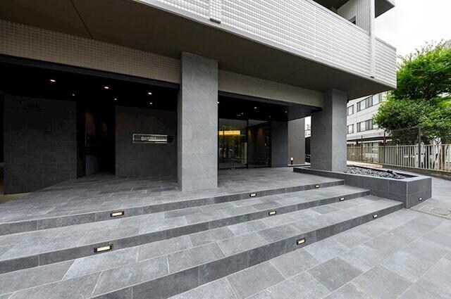 レジディア祐天寺の物件外観写真