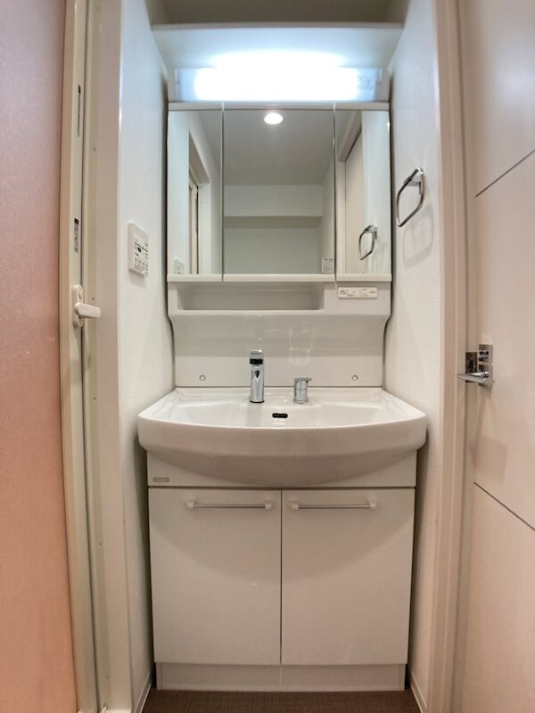 本町駅 徒歩7分 9階の物件内観写真