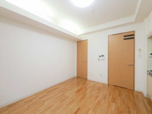 レジデンス本町の物件内観写真