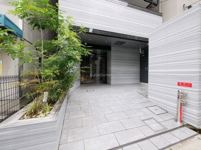 本町駅 徒歩7分 7階の物件外観写真