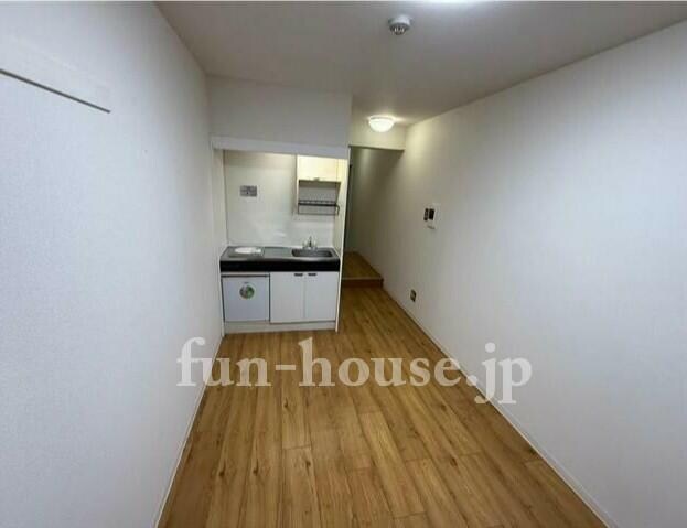 ステージファースト原宿の物件内観写真