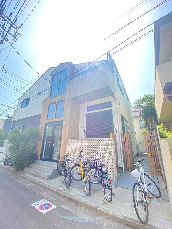 レジェンド駒沢の物件外観写真