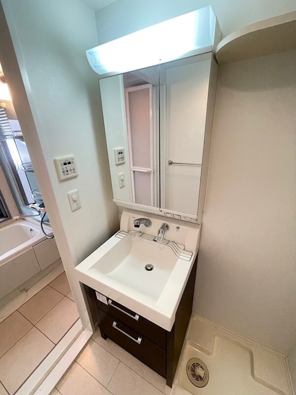 薬院駅 徒歩4分 11階の物件内観写真