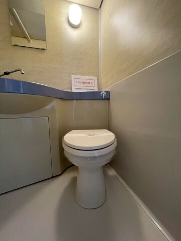 ロマネスク西新第二の物件内観写真