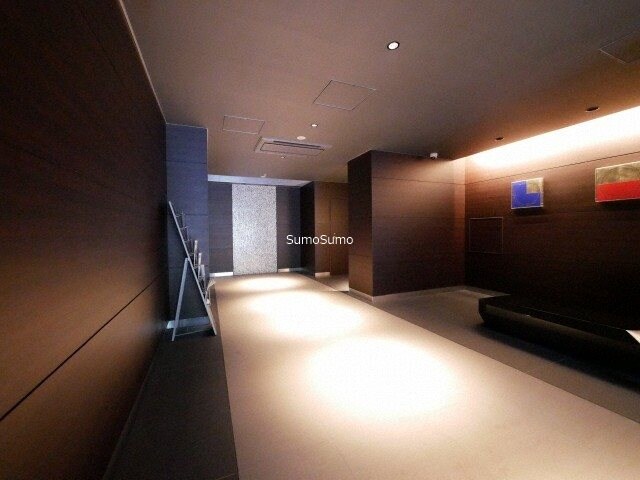 阿波座駅 徒歩5分 7階の物件外観写真