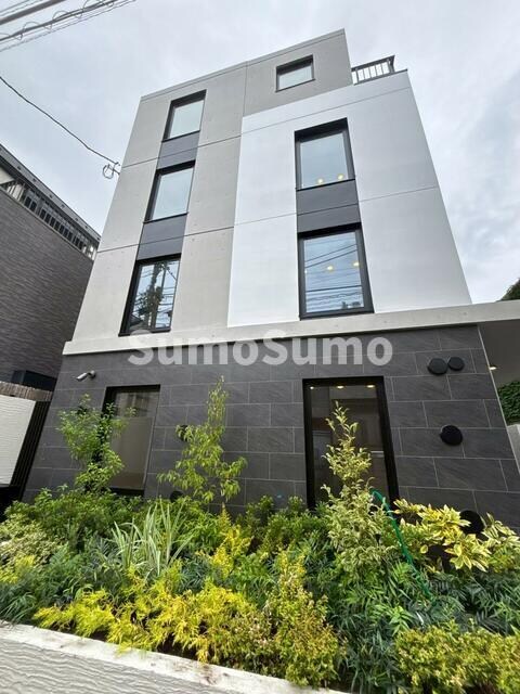 ReveResidence三軒茶屋の物件外観写真