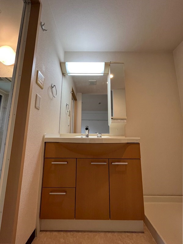 恵美須町駅 徒歩3分 4階の物件内観写真