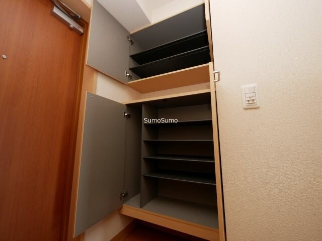 恵美須町駅 徒歩3分 5階の物件内観写真