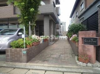 サークルフロントの物件外観写真