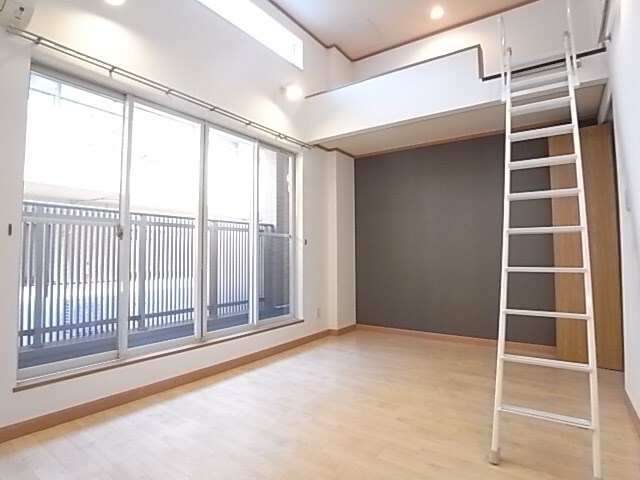 尼崎駅 徒歩18分 1階の物件内観写真