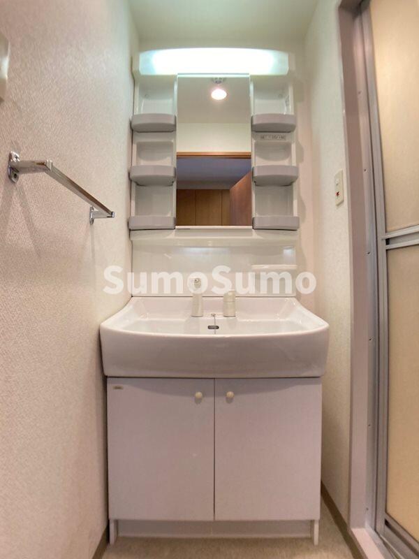 レインボーコート立売堀の物件内観写真